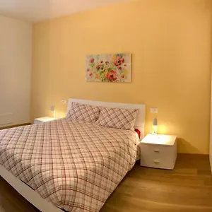 casa-di-nancy-girasole-a-valdobbiadene.hotelinveneto.com/